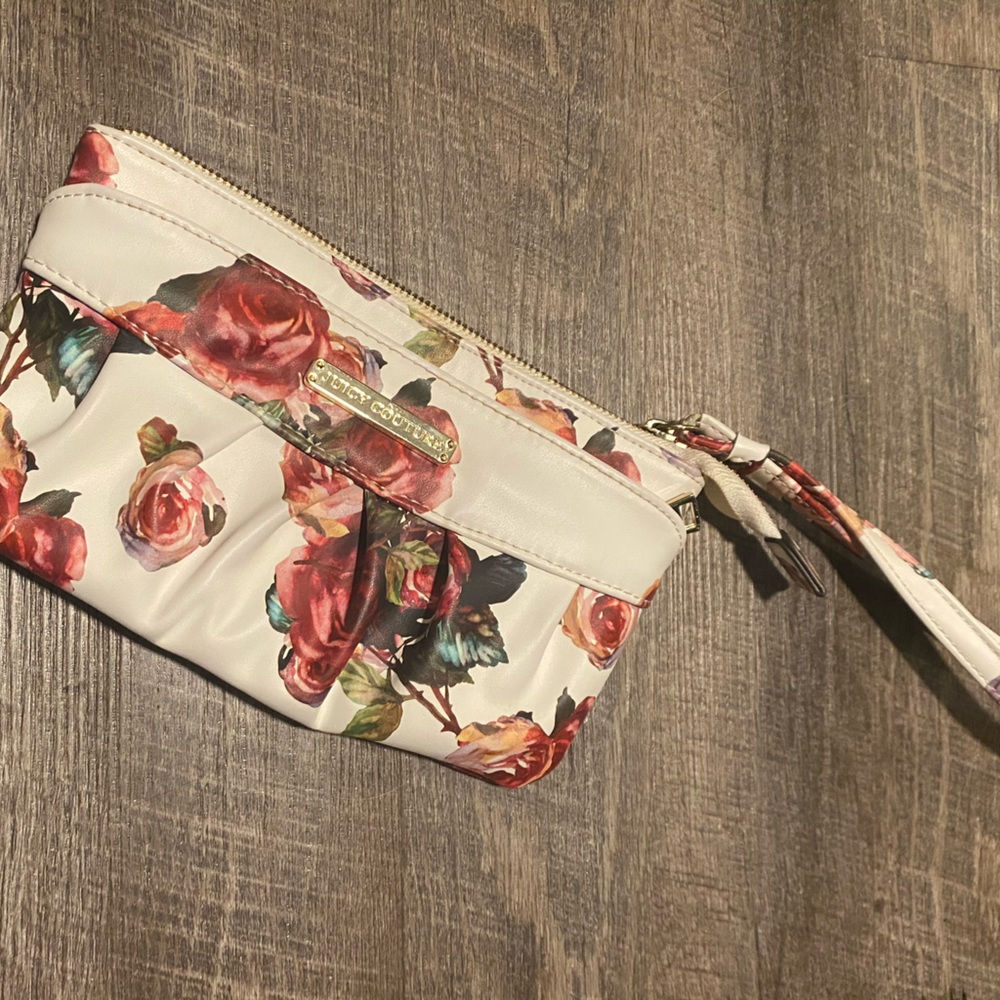 Juicy couture wristlet